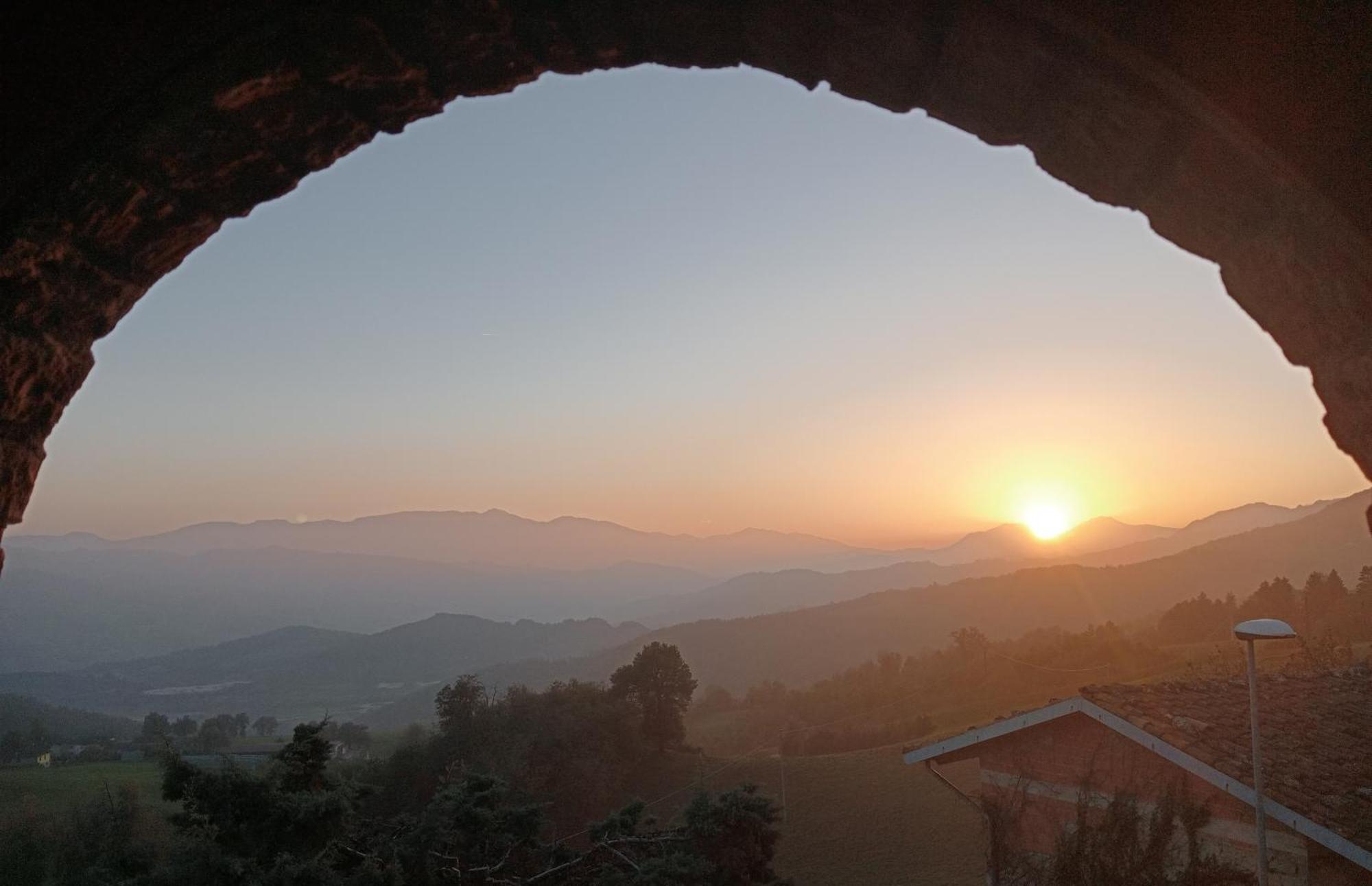 Bed and Breakfast Casale Monte Valestra Bebbio Pokoj fotografie