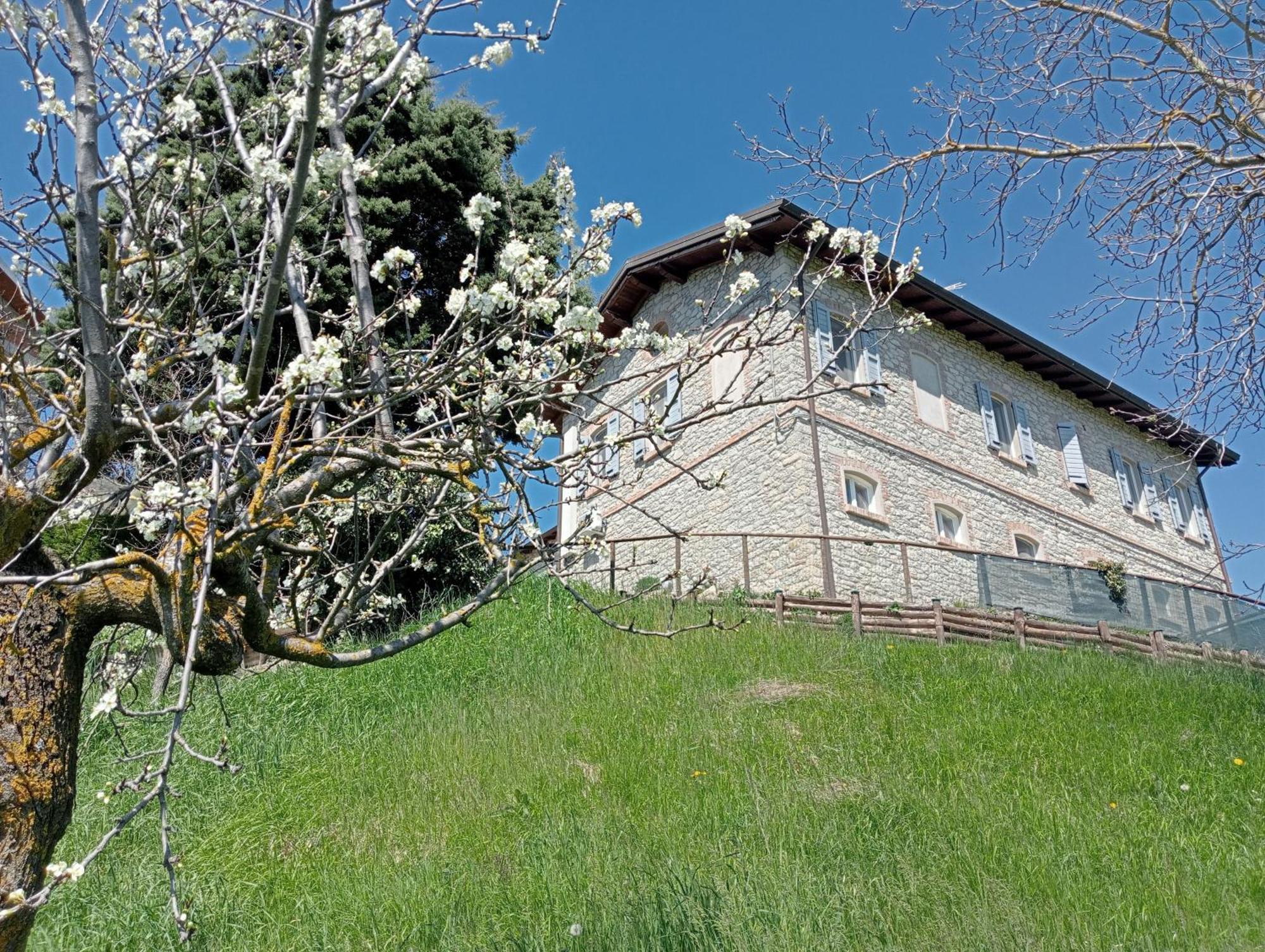 Bed and Breakfast Casale Monte Valestra Bebbio Exteriér fotografie